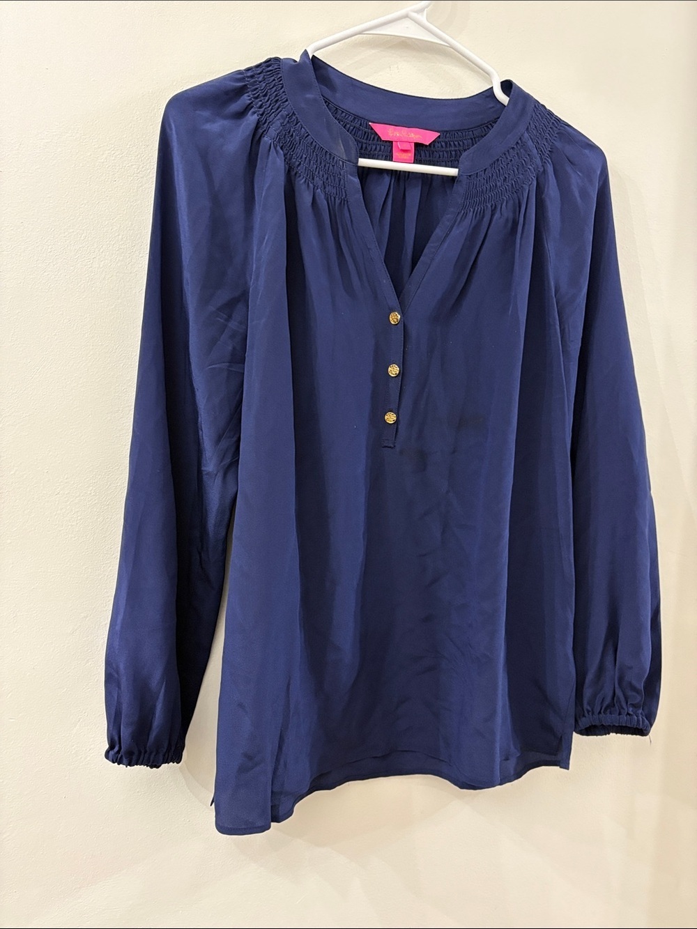 Lilly Pulitzer Women's Navy Long-Sleeve V-Neck Button Blouse - small